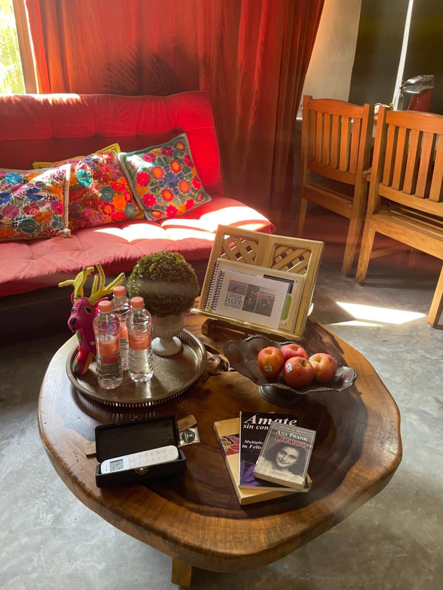 Casa Conicarit Hotel ปูแอร์โตเอสกอนดิโด ภายนอก รูปภาพ